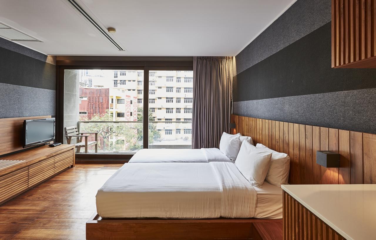 Hotel Luxx Langsuan 4*