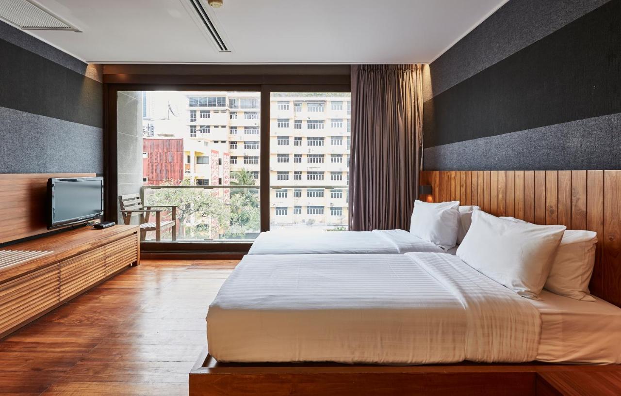 Hotel Luxx Langsuan Bangkok
