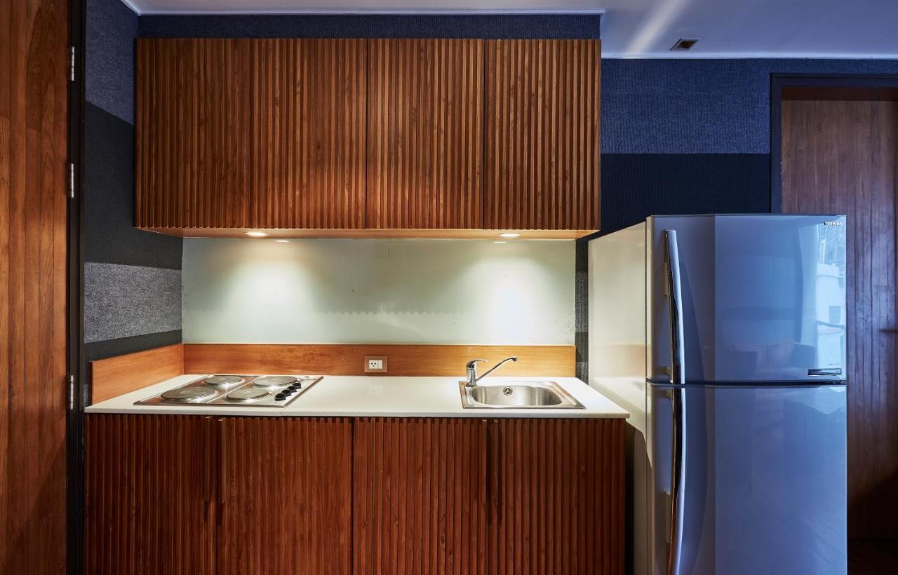 Hotel Luxx Langsuan Bangkok