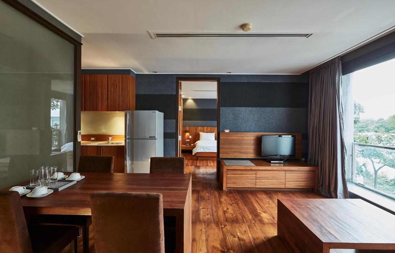 Hotel Luxx Langsuan 4*