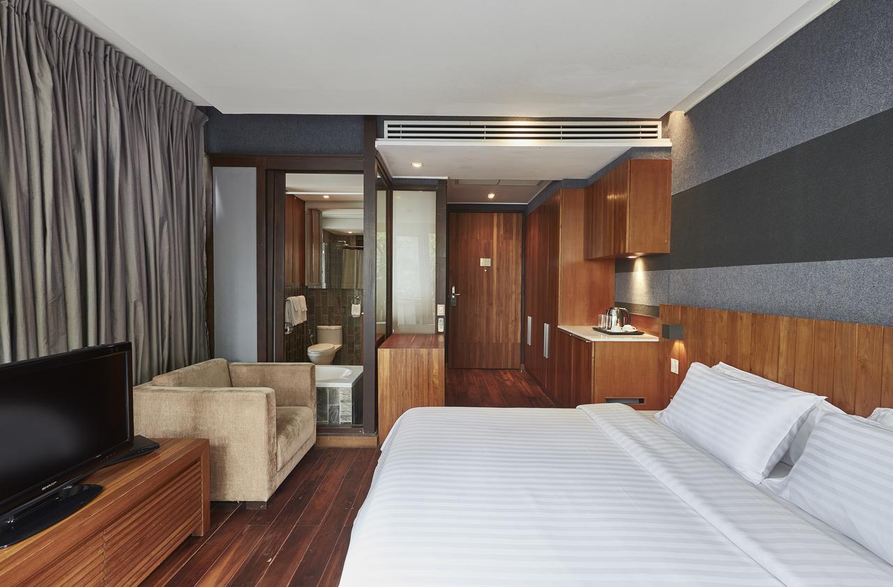 Luxx Langsuan 4* Bangkok
