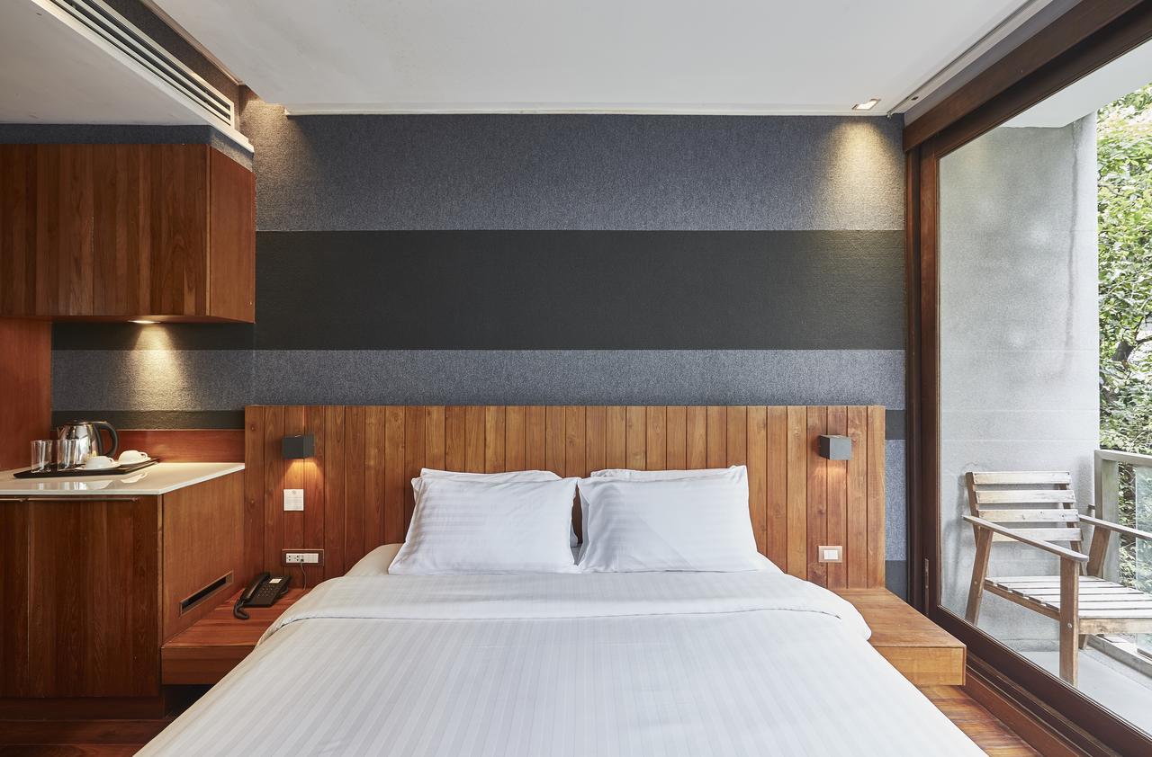 Hotel Luxx Langsuan 4*