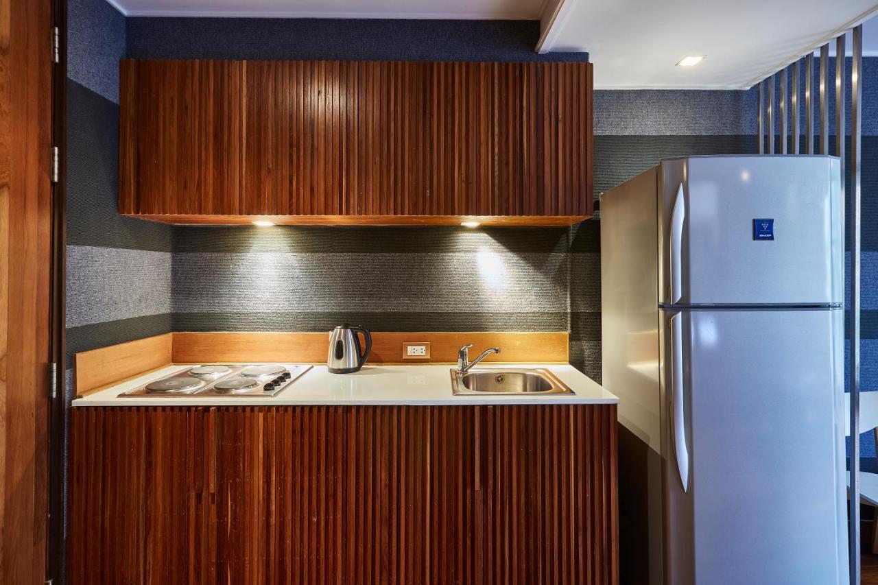 Hotel Luxx Langsuan Bangkok