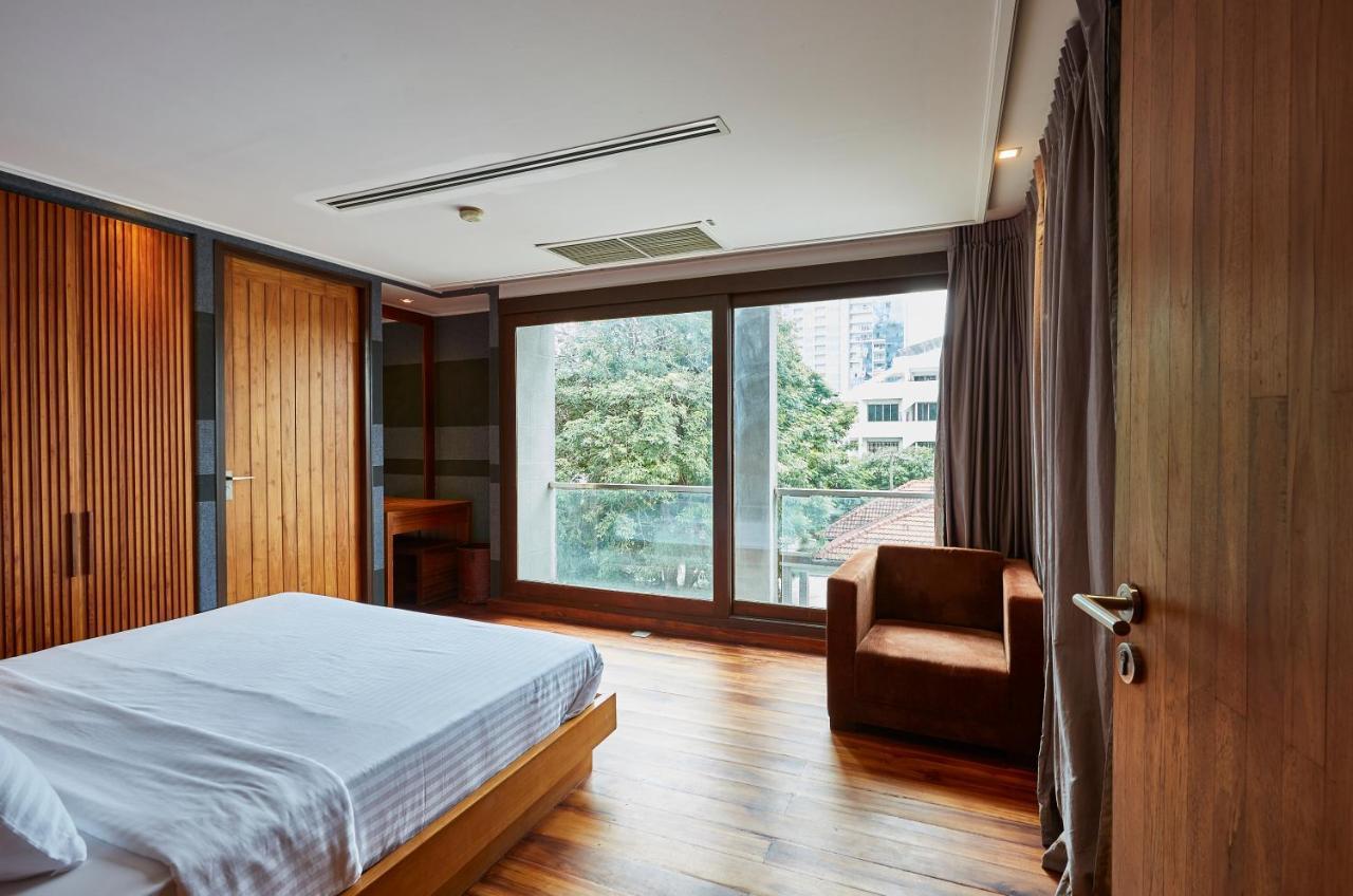 Hotel Luxx Langsuan 4*